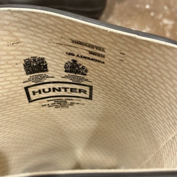 Hunter gray tall boots 10 female 9 male - Picture 3 of 3